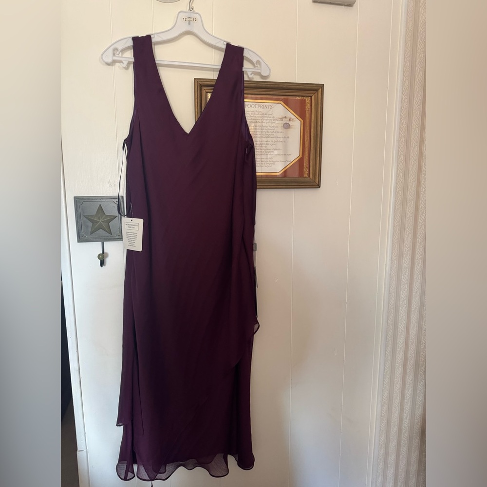 Special occasion plant colored dress